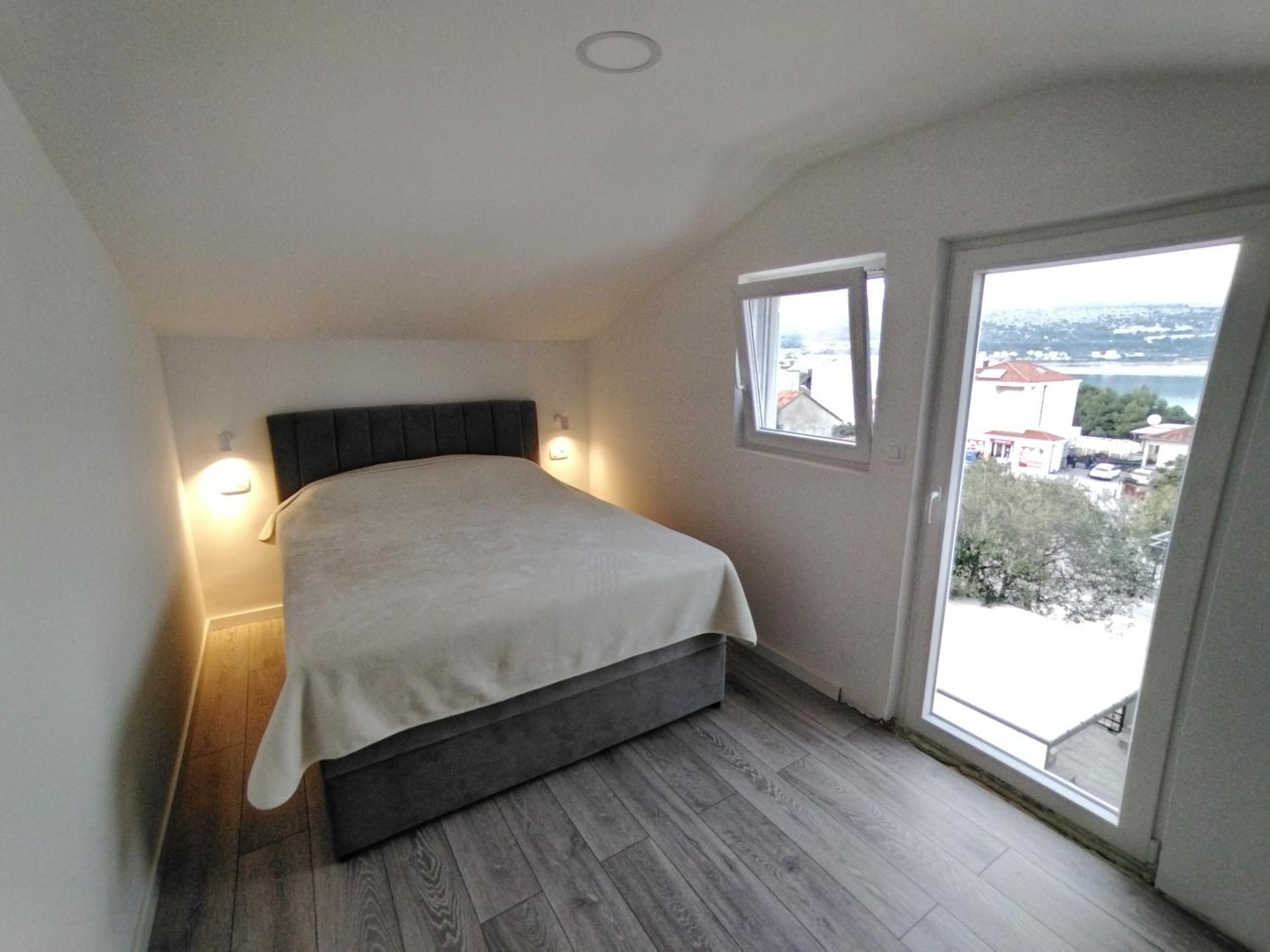 Paola Apartment